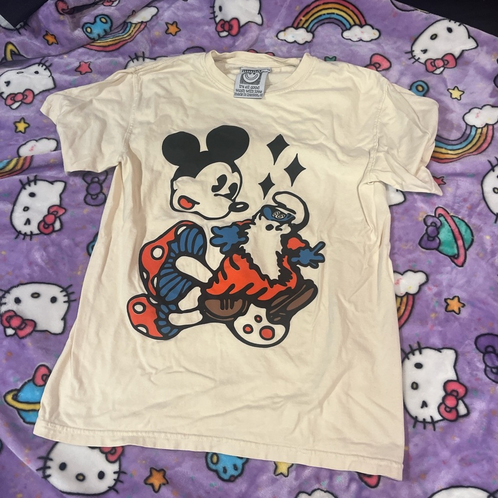 🖤 mickey mouse/smurf tripping tee 🖤